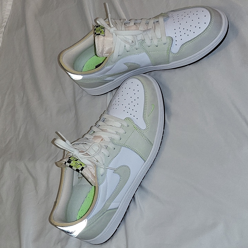 Nike Jordan Lows